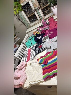 18-24m Girls Mixed Lot - Colorful Tops & Dresses